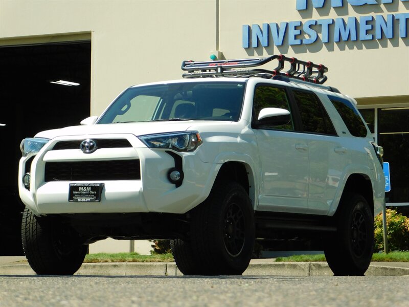 2019 Toyota 4Runner TRD CUSTOM UPGRADE / Leather / NEW LIFT TRD WHEELS   - Photo 1 - Portland, OR 97217