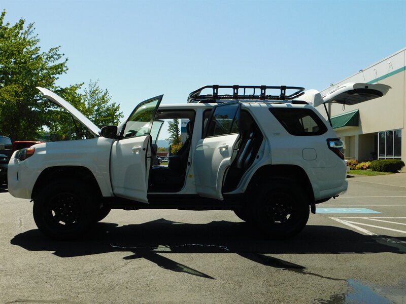 2019 Toyota 4Runner TRD CUSTOM UPGRADE / Leather / NEW LIFT TRD WHEELS   - Photo 26 - Portland, OR 97217