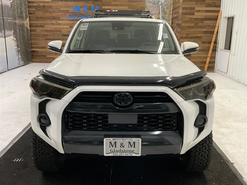 2020 Toyota 4Runner SR5 Premium 4X4 / 3RD ROW SEAT / LIFTED  / NEW LIFT W.NEW BF GOODRICH TIRES & NEW TRD WHEELS / LADDER / LUGGAGE RACK / LEATHER & HEATED SEATS / SUNROOF - Photo 5 - Gladstone, OR 97027