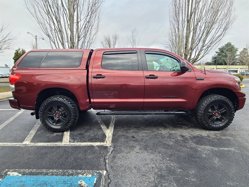 2008 Toyota Tundra CREW MAX 4X4 / 5.7L / CANOPY / NEW TIRES & LIFT  / MATCHING CANOPY / LOCAL - Photo 4 - Portland, OR 97217