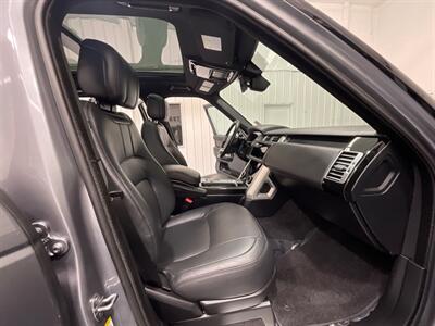 2020 Land Rover Range Rover P525 HSE / 5.0L V8 SUPERCHARGED /1-OWNER  / Panoramic Sunroof / Heated & ventilated Seats - Photo 11 - Gladstone, OR 97027