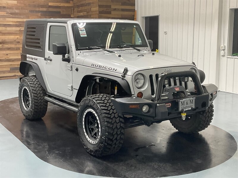 2009 Jeep Wrangler Rubicon 2Dr / 4X4 / 3.8L V6 / HARD TOP / LIFTED  / LOCAL SUV / NO RUST - Photo 2 - Gladstone, OR 97027