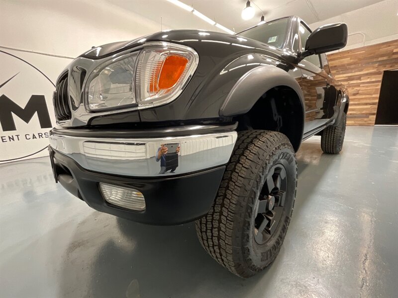 2004 Toyota Tacoma V6 SR5 4X4 / 3.4L V6 / 5-SPEED / LIFTED  / ZERO RUST / TIMING BELT SERVICE ALREADY DONE - Photo 50 - Gladstone, OR 97027