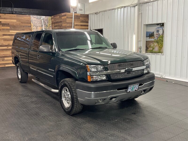 2003 Chevrolet Silverado 2500 LT 4dr 4X4 / 8.1L V8   - Photo 2 - Gladstone, OR 97027