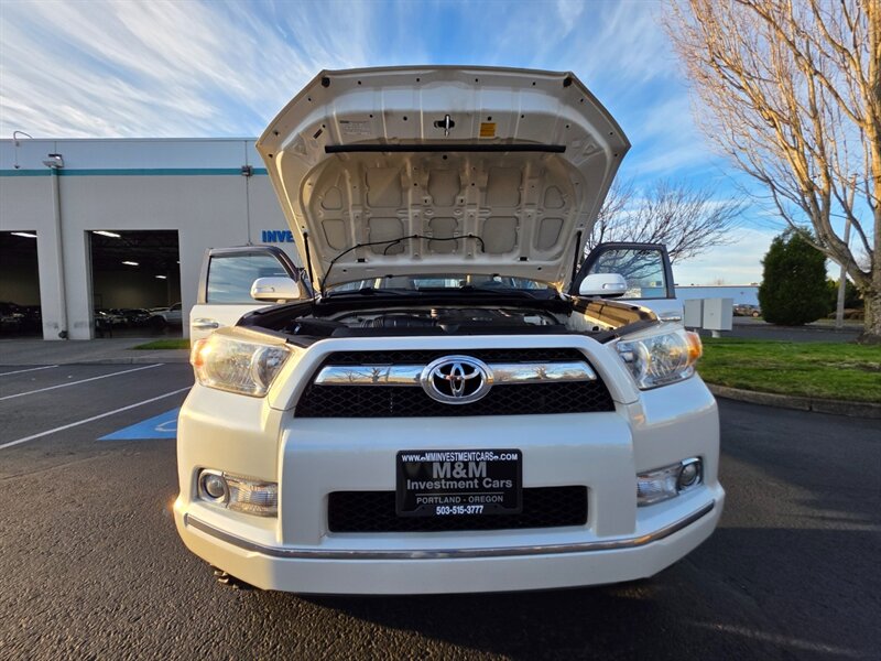 2011 Toyota 4Runner SR5 4X4 V6 / BRAND NEW LIFT / BRAND NEW TIRES / CAM / HEATED LEATHER / SUNROOF / BRAND NEW TIRES / SERVICE RECORDS - Photo 30 - Portland, OR 97217