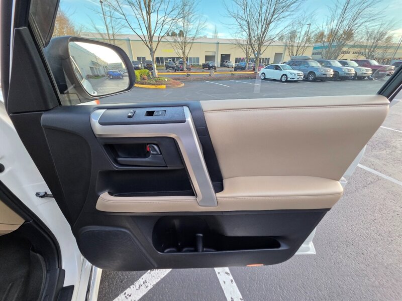 2011 Toyota 4Runner SR5 4X4 V6 / BRAND NEW LIFT / BRAND NEW TIRES / CAM / HEATED LEATHER / SUNROOF / BRAND NEW TIRES / SERVICE RECORDS - Photo 50 - Portland, OR 97217