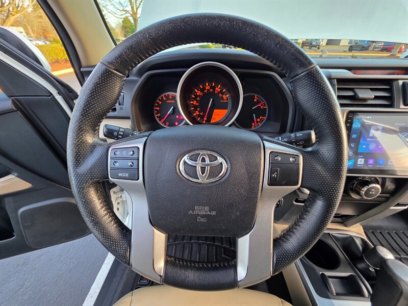 2011 Toyota 4Runner SR5 4X4 V6 / BRAND NEW LIFT / BRAND NEW TIRES / CAM / HEATED LEATHER / SUNROOF / BRAND NEW TIRES / SERVICE RECORDS - Photo 34 - Portland, OR 97217