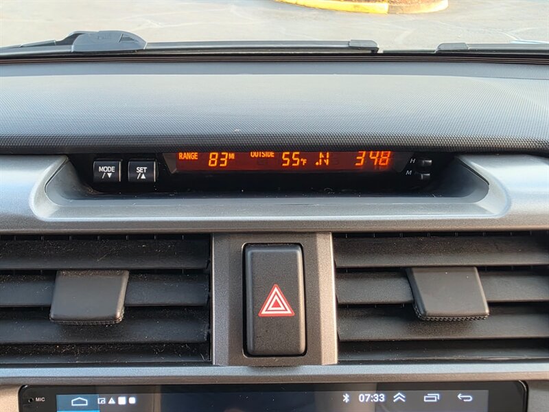 2011 Toyota 4Runner SR5 4X4 V6 / BRAND NEW LIFT / BRAND NEW TIRES / CAM / HEATED LEATHER / SUNROOF / BRAND NEW TIRES / SERVICE RECORDS - Photo 42 - Portland, OR 97217