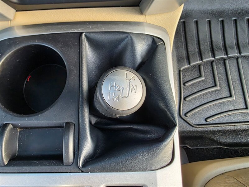 2011 Toyota 4Runner SR5 4X4 V6 / BRAND NEW LIFT / BRAND NEW TIRES / CAM / HEATED LEATHER / SUNROOF / BRAND NEW TIRES / SERVICE RECORDS - Photo 40 - Portland, OR 97217