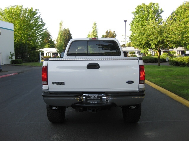 2003 Ford F-350 Super Duty Lariat / TURBO DIESEL/4X4/ LIFTED   - Photo 4 - Portland, OR 97217