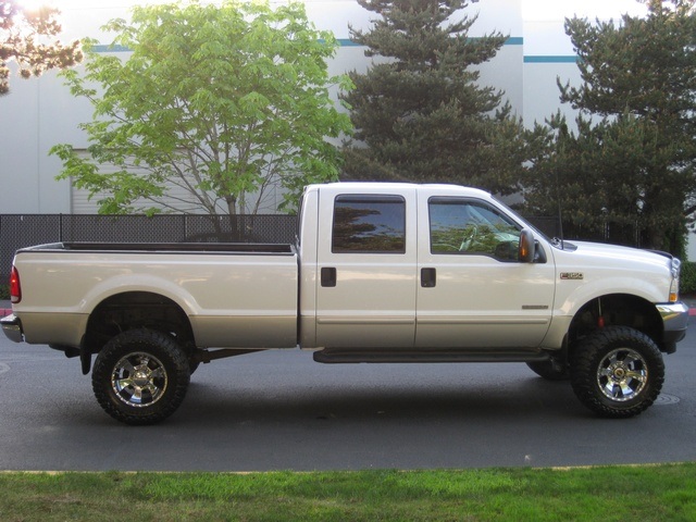 2003 Ford F-350 Super Duty Lariat / TURBO DIESEL/4X4/ LIFTED   - Photo 6 - Portland, OR 97217