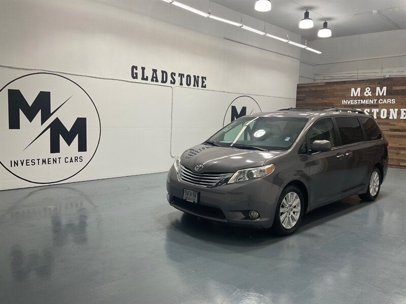 2011 Toyota Sienna Limited 7-Passenger / Dual Sunroof / Leather /Navi  / BRAND NEW TIRES - Photo 25 - Gladstone, OR 97027