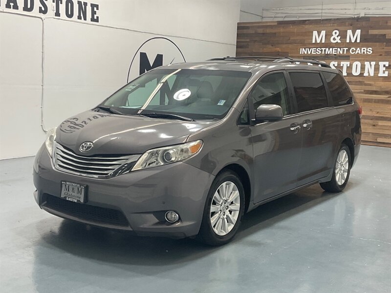 2011 Toyota Sienna Limited 7-Passenger / Dual Sunroof / Leather /Navi  / BRAND NEW TIRES - Photo 1 - Gladstone, OR 97027