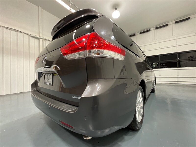 2011 Toyota Sienna Limited 7-Passenger / Dual Sunroof / Leather /Navi  / BRAND NEW TIRES - Photo 57 - Gladstone, OR 97027