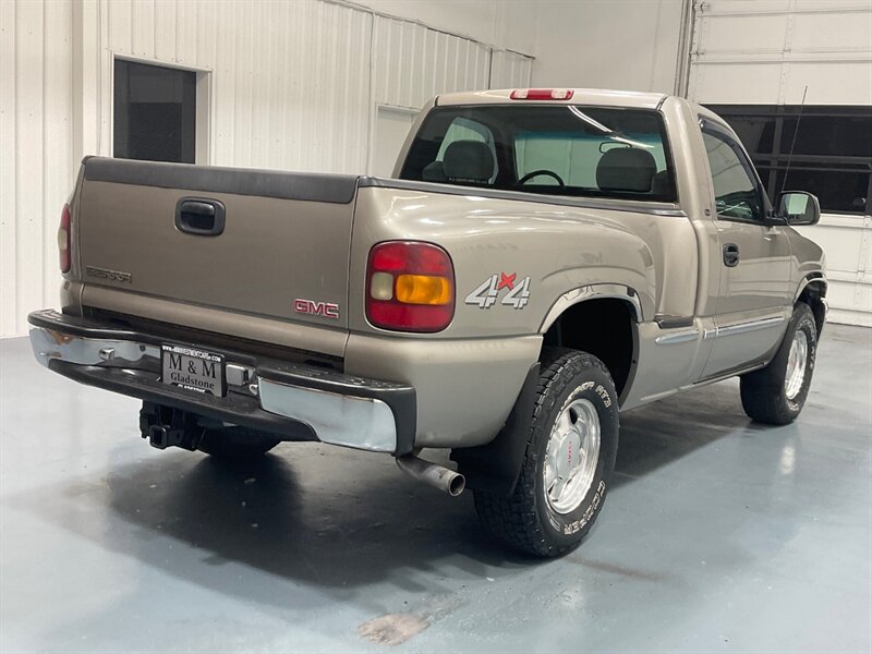 2001 GMC Sierra 1500 SLE Regular Cab 4X4 5.3L V8 / LOCAL OREGON TRUCK / ZERO RUST / 6.6FT BED ( SHORT BED) - Photo 7 - Gladstone, OR 97027