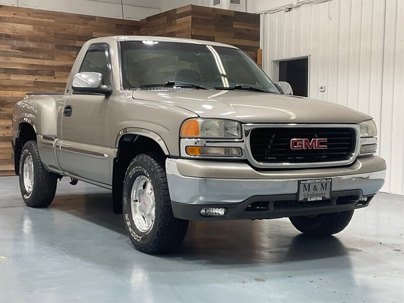 2001 GMC Sierra 1500 SLE Regular Cab 4X4 5.3L V8 / LOCAL OREGON TRUCK / ZERO RUST / 6.6FT BED ( SHORT BED) - Photo 50 - Gladstone, OR 97027