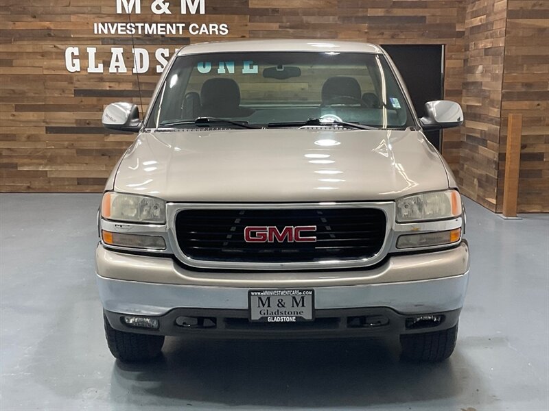 2001 GMC Sierra 1500 SLE Regular Cab 4X4 5.3L V8 / LOCAL OREGON TRUCK / ZERO RUST / 6.6FT BED ( SHORT BED) - Photo 5 - Gladstone, OR 97027
