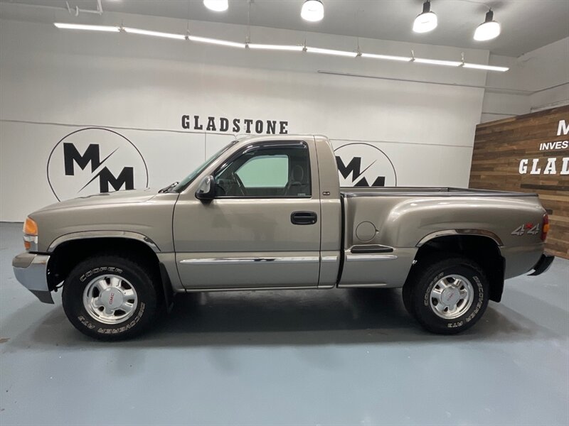 2001 GMC Sierra 1500 SLE Regular Cab 4X4 5.3L V8 / LOCAL OREGON TRUCK / ZERO RUST / 6.6FT BED ( SHORT BED) - Photo 3 - Gladstone, OR 97027
