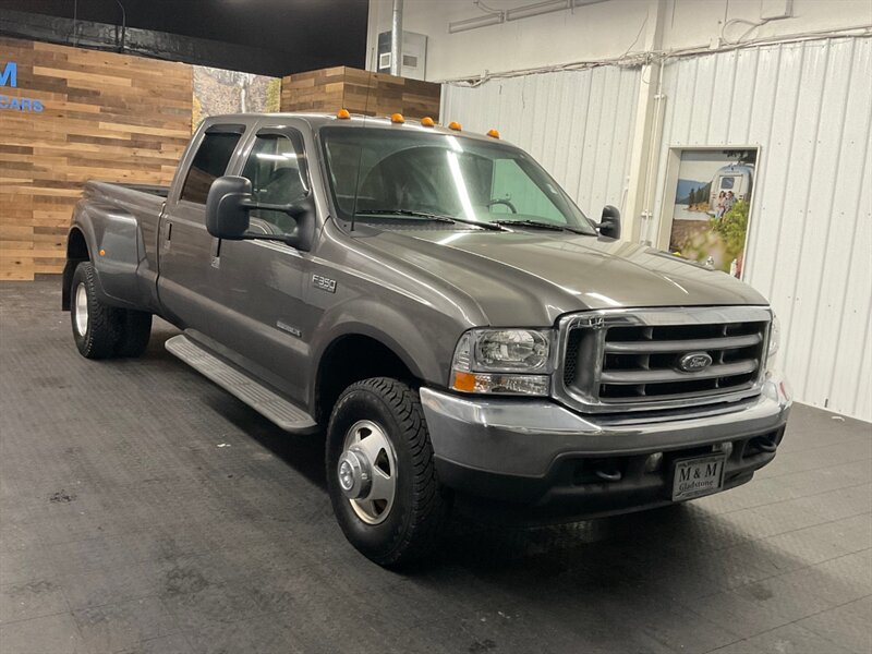 2002 Ford F-350 LARIAT Crew Cab 4X4 / 7.3L DIESEL / DUALLY / LOCAL  Leather Seats / LONG BED / DUALLY / LOCAL TRUCK/ RUST FREE / NEW TIRES / ONLY 130,000 MILES - Photo 2 - Gladstone, OR 97027