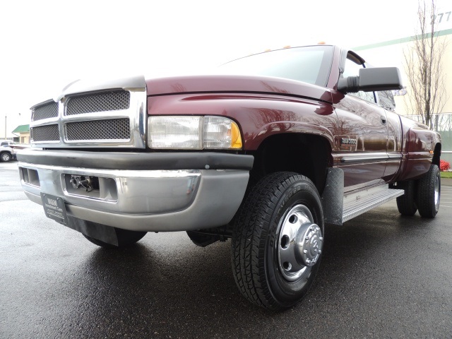 2001 Dodge Ram 3500 DUALLY / 4X4 / 5.9 Cummins Diesel / 6-SPEED ManuaL   - Photo 9 - Portland, OR 97217