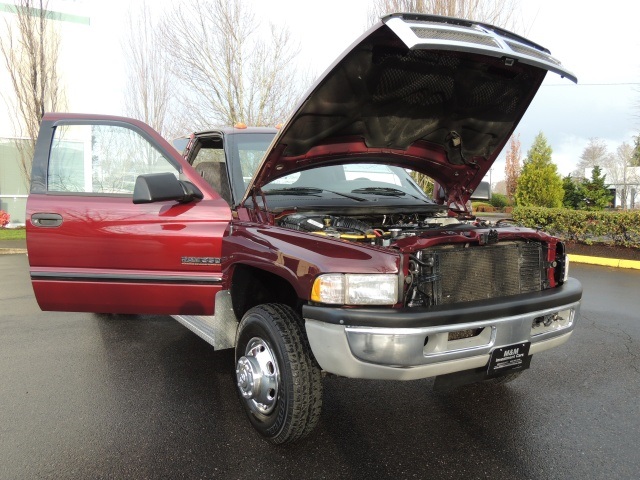 2001 Dodge Ram 3500 DUALLY / 4X4 / 5.9 Cummins Diesel / 6-SPEED ManuaL   - Photo 17 - Portland, OR 97217