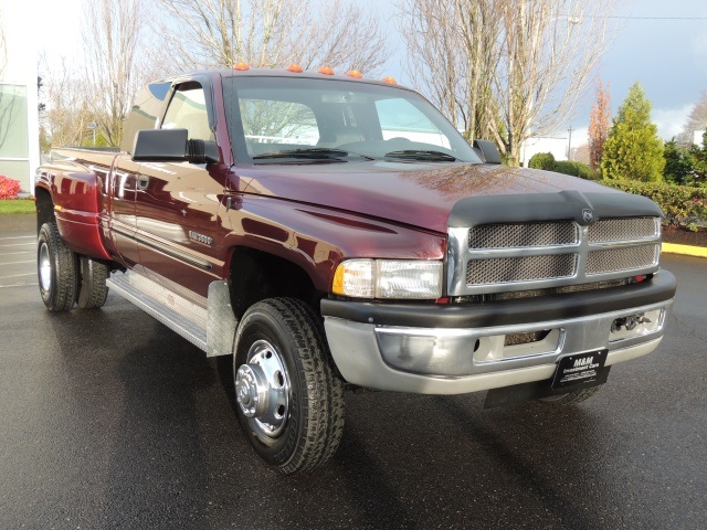 2001 Dodge Ram 3500 DUALLY / 4X4 / 5.9 Cummins Diesel / 6-SPEED ManuaL   - Photo 2 - Portland, OR 97217