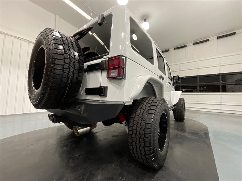 2015 Jeep Wrangler Unlimited Altitude 4X4 / 6-Speed Manual / LIFTED  / LOCAL SUV w. NO RUST - Photo 57 - Gladstone, OR 97027