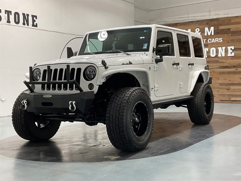 2015 Jeep Wrangler Unlimited Altitude 4X4 / 6-Speed Manual / LIFTED  / LOCAL SUV w. NO RUST - Photo 60 - Gladstone, OR 97027