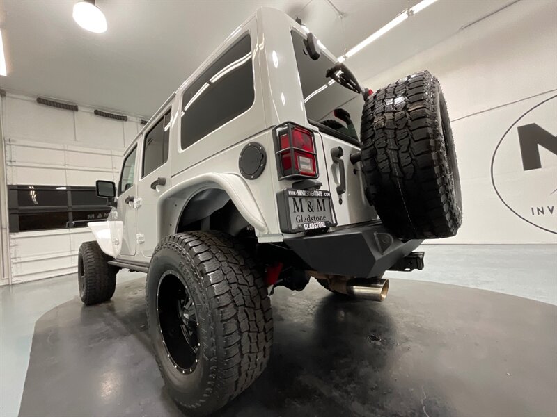 2015 Jeep Wrangler Unlimited Altitude 4X4 / 6-Speed Manual / LIFTED  / LOCAL SUV w. NO RUST - Photo 56 - Gladstone, OR 97027