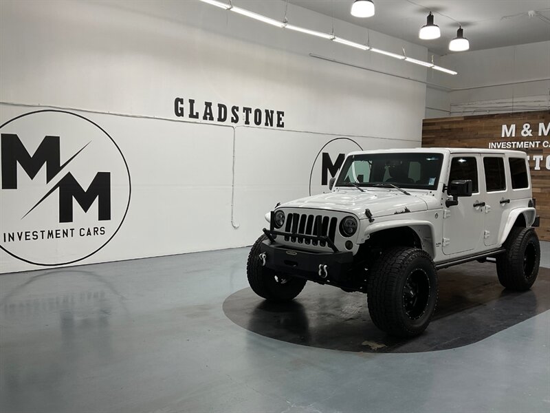 2015 Jeep Wrangler Unlimited Altitude 4X4 / 6-Speed Manual / LIFTED  / LOCAL SUV w. NO RUST - Photo 62 - Gladstone, OR 97027