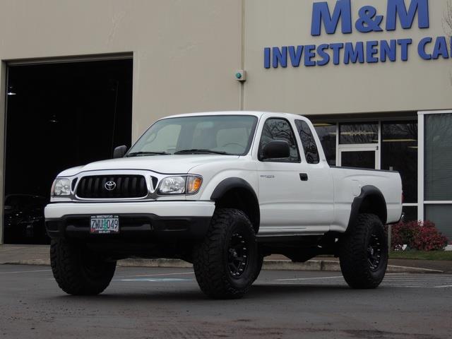 2004 Toyota Tacoma V6 / SR5 / 4X4 / 5-SPEED / LIFTED / 1-OWNER   - Photo 39 - Portland, OR 97217