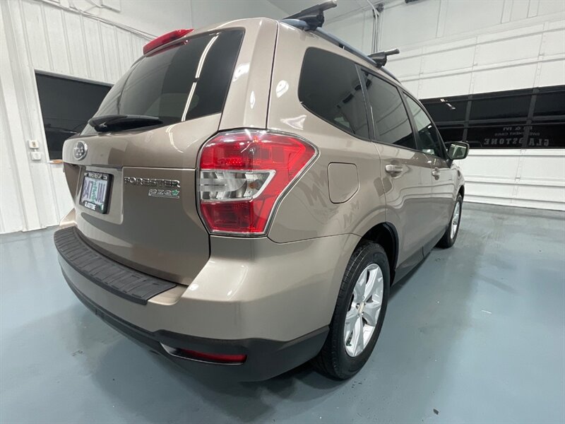 2016 Subaru Forester 2.5i Premium Sport Utility / Sunroof /Heated Seats  / Backup Camera / LOCAL / 75K MILES - Photo 10 - Gladstone, OR 97027