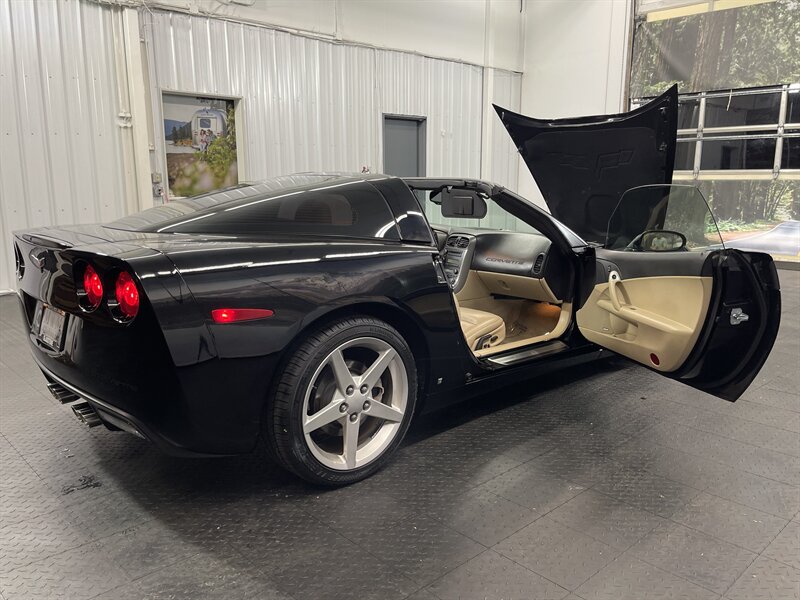 2007 Chevrolet Corvette Coupe T Top / Automa   - Photo 43 - Gladstone, OR 97027