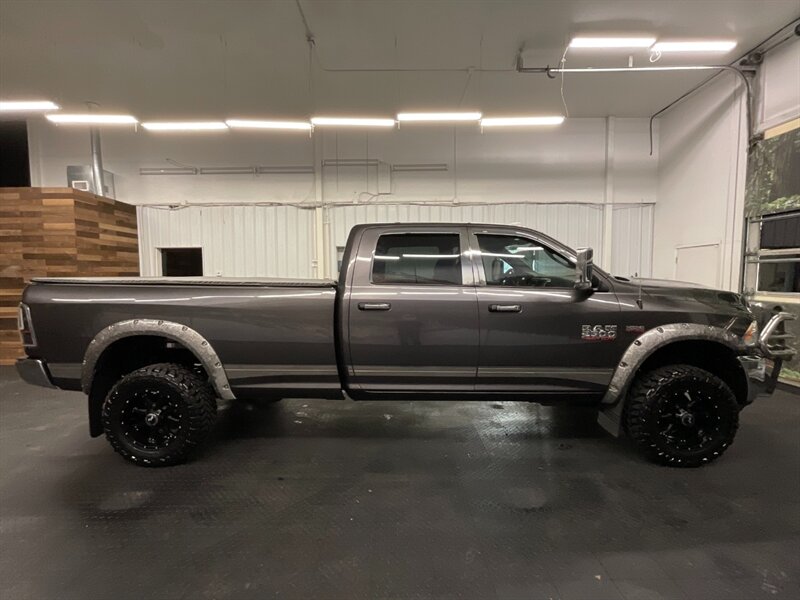 2015 RAM 2500 SLT Crew Cab 4X4 / 5.7L HEMI / LONG BED / LIFTED  LOCAL TRUCK / RUST FREE / LIFTED w/ 33 " TOYO MUD TIRES & 18 " AMERICAN RACING WHEELS / GRILL / WINCH / LIGHT BAR / SHARP SHARP - Photo 4 - Gladstone, OR 97027