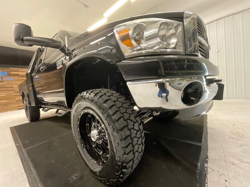 2007 Dodge Ram 2500 SLT 4X4 / 5.9L DIESEL / 6-SPEED / FLAT BED  / LONG BED / LIFTED w. BRAND NEW 37 " TIRES & 20 " XD WHEELS / RUST FREE / 130,000 MILES - Photo 27 - Gladstone, OR 97027