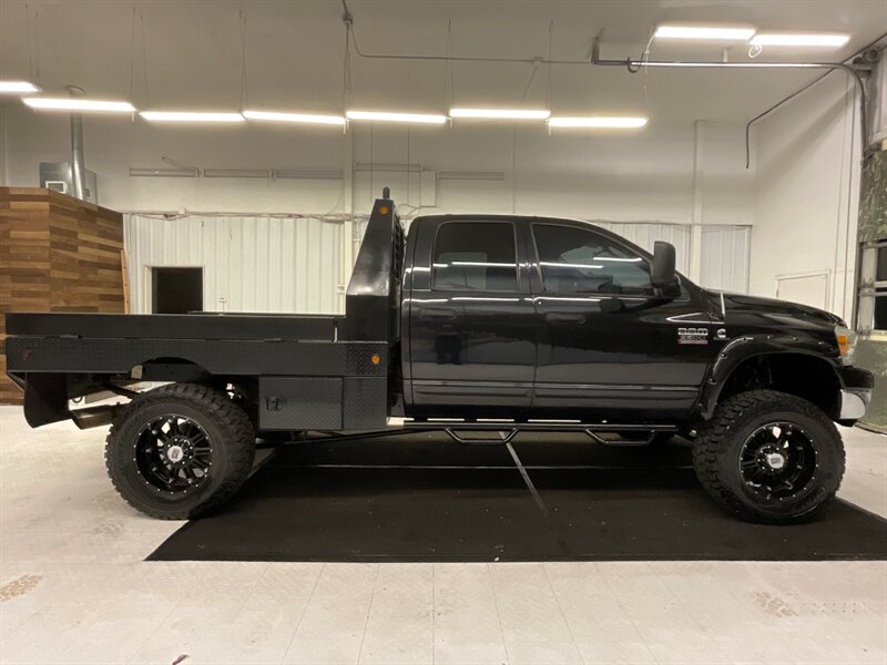 2007 Dodge Ram 2500 SLT 4X4 / 5.9L DIESEL / 6-SPEED / FLAT BED  / LONG BED / LIFTED w. BRAND NEW 37 " TIRES & 20 " XD WHEELS / RUST FREE / 130,000 MILES - Photo 4 - Gladstone, OR 97027