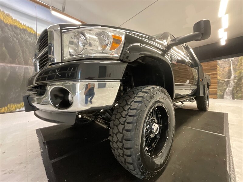 2007 Dodge Ram 2500 SLT 4X4 / 5.9L DIESEL / 6-SPEED / FLAT BED  / LONG BED / LIFTED w. BRAND NEW 37 " TIRES & 20 " XD WHEELS / RUST FREE / 130,000 MILES - Photo 10 - Gladstone, OR 97027