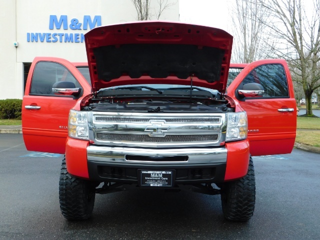 2009 Chevrolet Silverado 1500 LT / 4X4 / Crew Cab/ Leather/Sunroof /DVD/ LIFTED   - Photo 32 - Portland, OR 97217