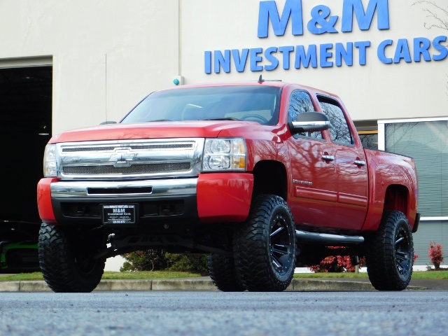 2009 Chevrolet Silverado 1500 LT / 4X4 / Crew Cab/ Leather/Sunroof /DVD/ LIFTED   - Photo 51 - Portland, OR 97217