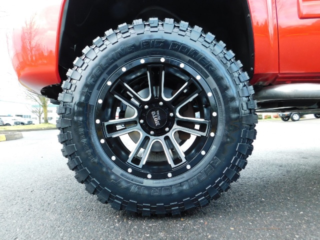 2009 Chevrolet Silverado 1500 LT / 4X4 / Crew Cab/ Leather/Sunroof /DVD/ LIFTED   - Photo 23 - Portland, OR 97217