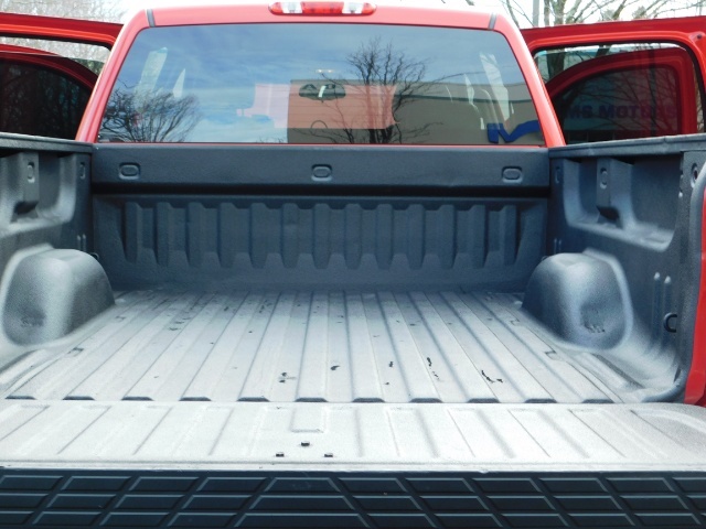 2009 Chevrolet Silverado 1500 LT / 4X4 / Crew Cab/ Leather/Sunroof /DVD/ LIFTED   - Photo 28 - Portland, OR 97217