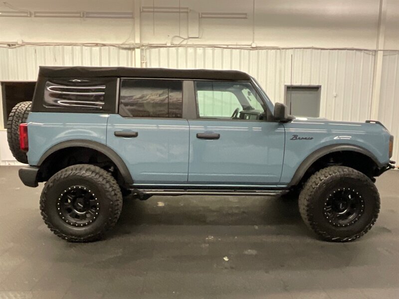 2021 Ford Bronco Big Bend 4Dr 4X4 / 2.3L 4Cyl EcoBoost / LIFTED  1-OWNER LOCAL / LIFTED w/ 35 " A/T TIRES & 17 " WHEELS / CUSTOM BUMPER w. WINCH / ONLY 2,900 MILES - Photo 4 - Gladstone, OR 97027