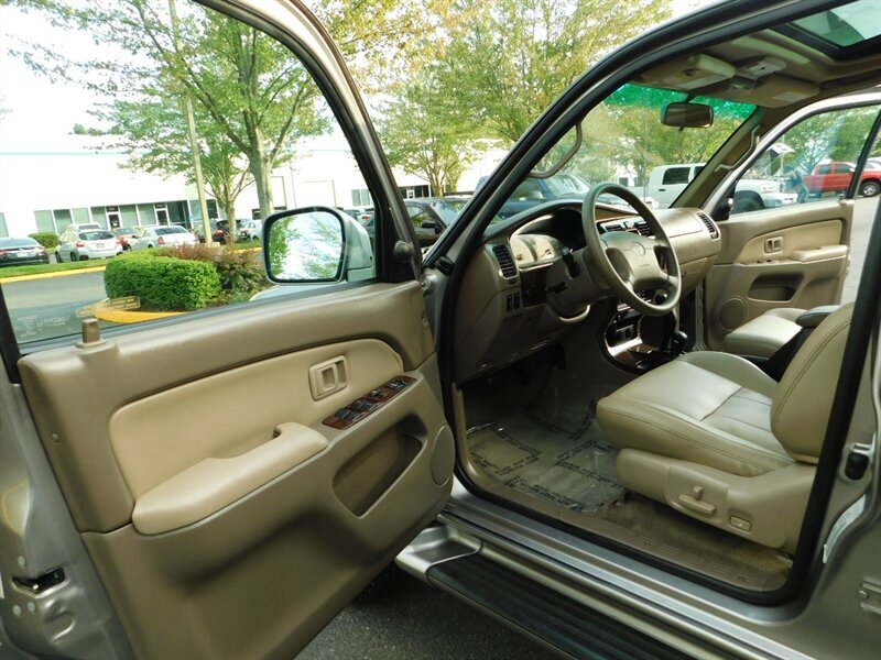 2001 Toyota 4Runner Limited 4X4 DIFF LOCK / LIFTED / Brand New MudTire   - Photo 31 - Portland, OR 97217