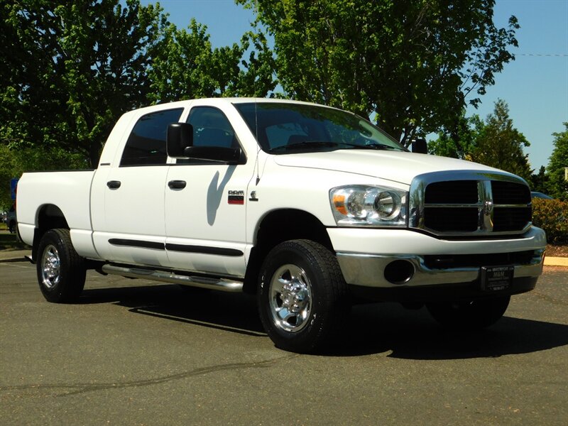 2007 Dodge Ram 2500 SLT 4X4 / MEGA CAB / 5.9L / 6-SPEED / 1 OWNER   - Photo 2 - Portland, OR 97217