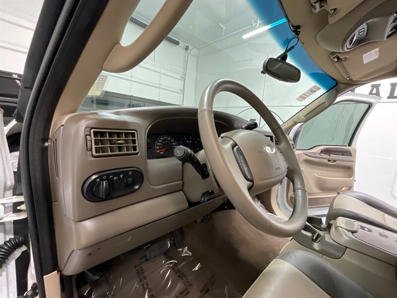 2003 Ford Excursion Eddie Bauer 4X4 / 7.3L DIESEL / Leather / LIFTED  / LIFTED w. NEW WHEELS & TIRES / ZERO RUST / Leather Heated Seats /Backup Camera / 136K Miles - Photo 40 - Gladstone, OR 97027