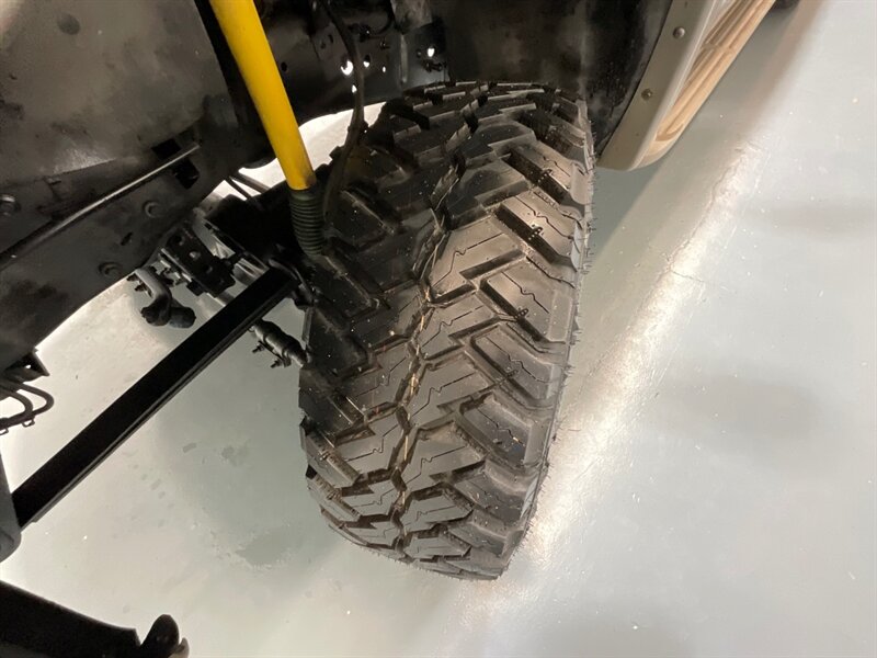 2003 Ford Excursion Eddie Bauer 4X4 / 7.3L DIESEL / Leather / LIFTED  / LIFTED w. NEW WHEELS & TIRES / ZERO RUST / Leather Heated Seats /Backup Camera / 136K Miles - Photo 24 - Gladstone, OR 97027