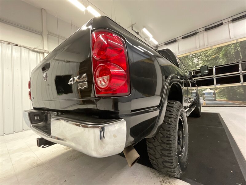 2008 Dodge Ram 2500 Laramie 4X4 / 6.7L DIESEL / 1-OWNER / 70,000 MILES  / LIFTED w. NEW 35 " MUD TIRES & 18 " BLACK WHEELS / Sunroof / LOCAL OREGON TRUCK / RUST FREE / Leather & Heated Seats - Photo 11 - Gladstone, OR 97027