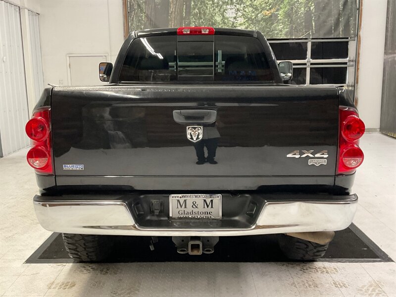 2008 Dodge Ram 2500 Laramie 4X4 / 6.7L DIESEL / 1-OWNER / 70,000 MILES  / LIFTED w. NEW 35 " MUD TIRES & 18 " BLACK WHEELS / Sunroof / LOCAL OREGON TRUCK / RUST FREE / Leather & Heated Seats - Photo 6 - Gladstone, OR 97027