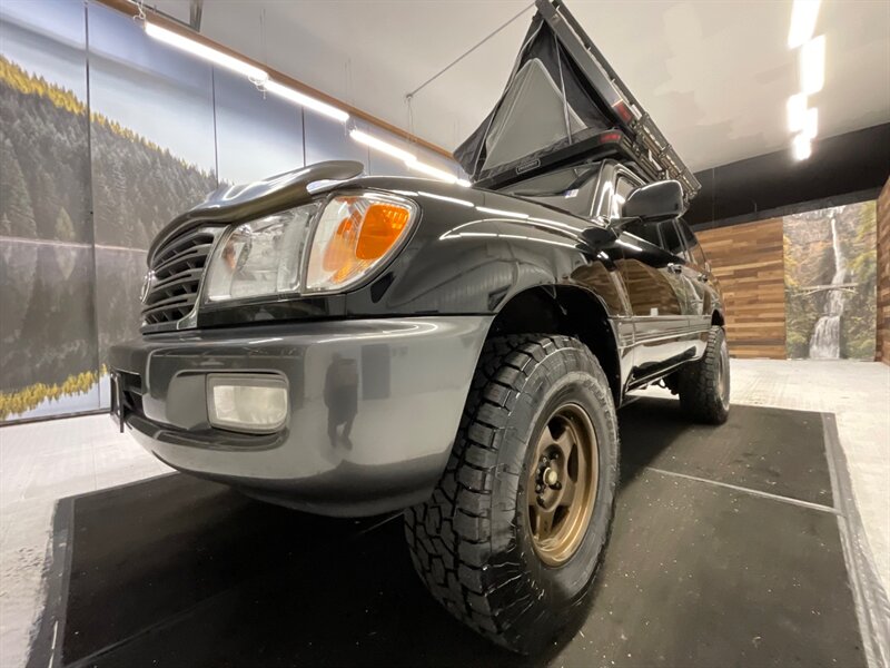 2003 Toyota Land Cruiser 4X4 / 4.7L V8 / CUSTOM BUILT w. CAMPER / LIFTED  / Leather & Heated Seats / Sunroof / LIFTED w. 33 " TOYO OPEN COUNTRY TIRES - Photo 33 - Gladstone, OR 97027