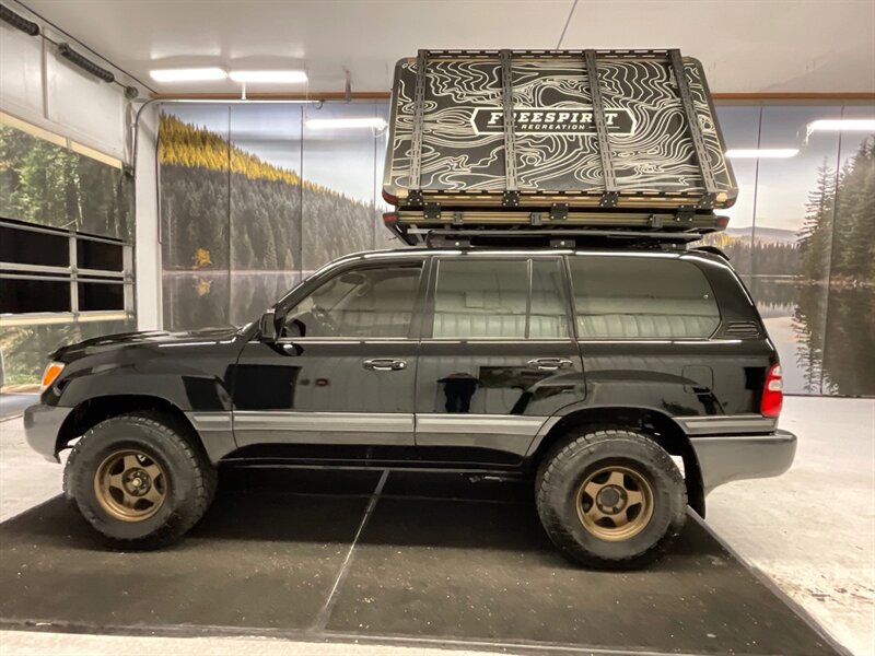 2003 Toyota Land Cruiser 4X4 / 4.7L V8 / CUSTOM BUILT w. CAMPER / LIFTED  / Leather & Heated Seats / Sunroof / LIFTED w. 33 " TOYO OPEN COUNTRY TIRES - Photo 3 - Gladstone, OR 97027